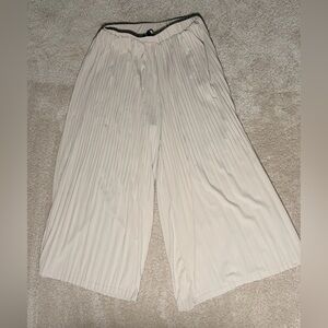 Petal & Pup Cream Pleated Gaucho Pants